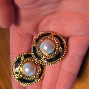 Vintage costume pearl clip on earrings